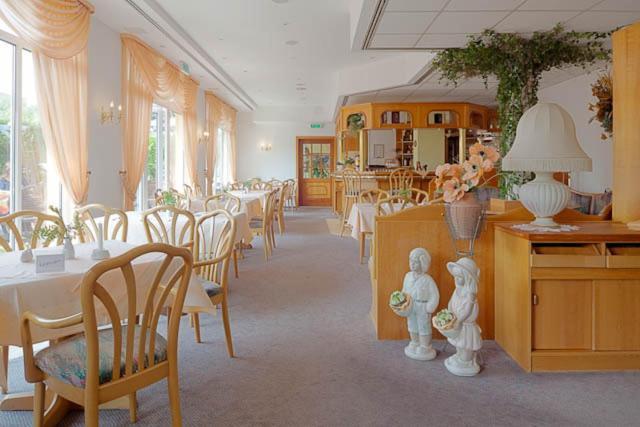 Sporthotel Malchow Hotel Garni Hp Ist Moeglich Eksteriør billede