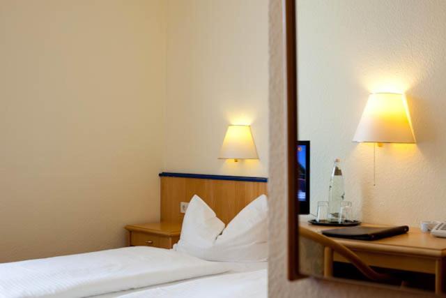 Sporthotel Malchow Hotel Garni Hp Ist Moeglich Eksteriør billede